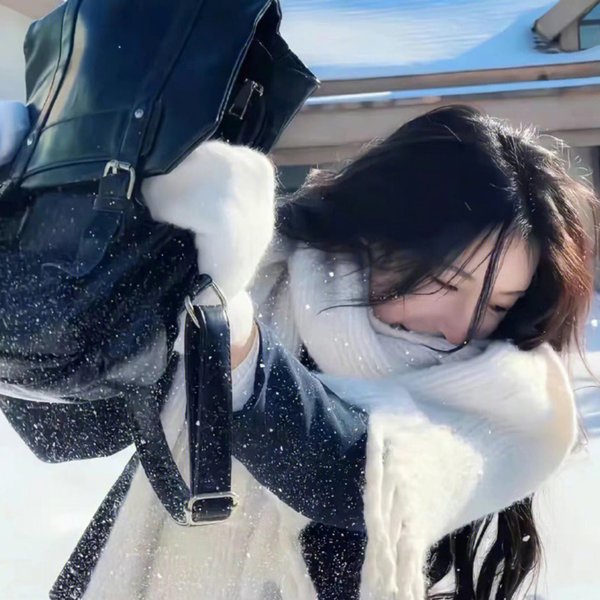 在寂静中醒来