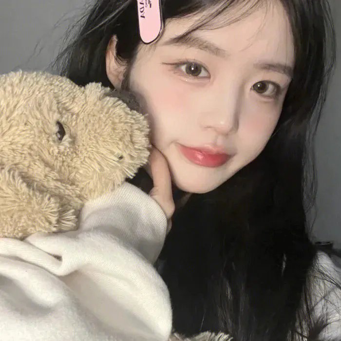 深夜中的企鹅
